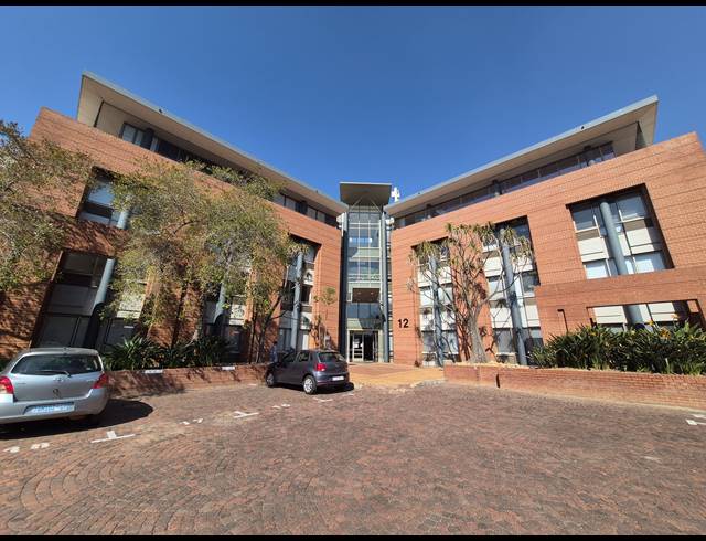 338M² OFFICE TO LET IN WOODMEAD
